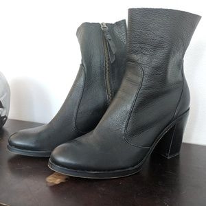 Splendid Heeled Boots